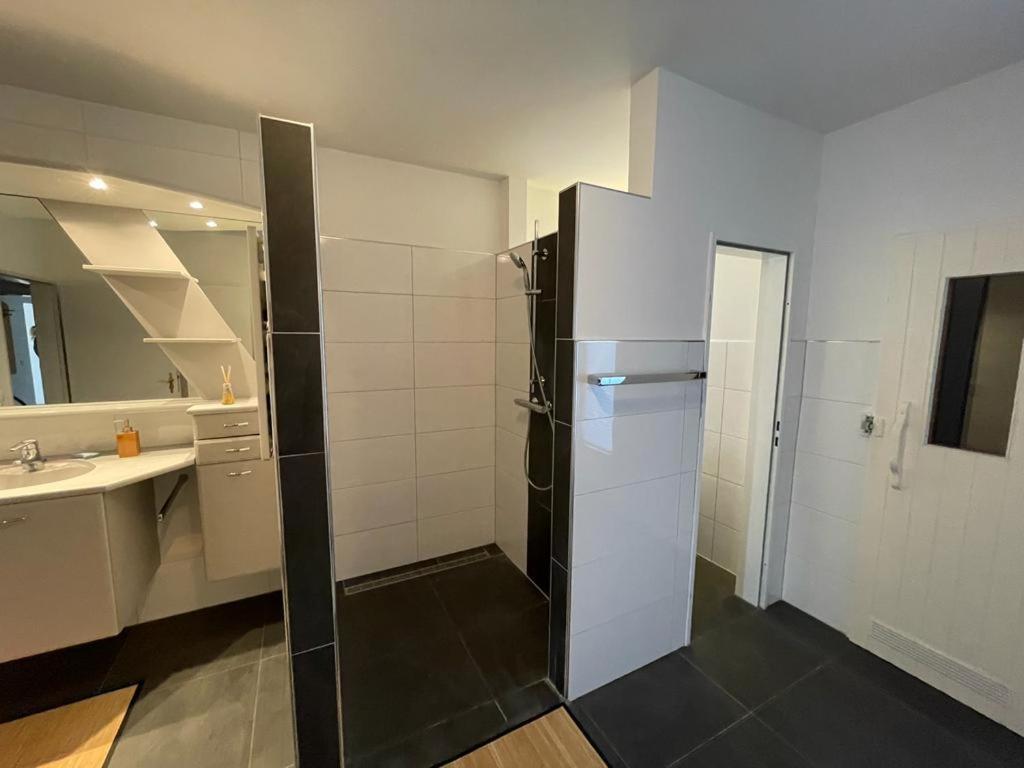 Ferienwohnung Lion Krummhörn Exteriör bild