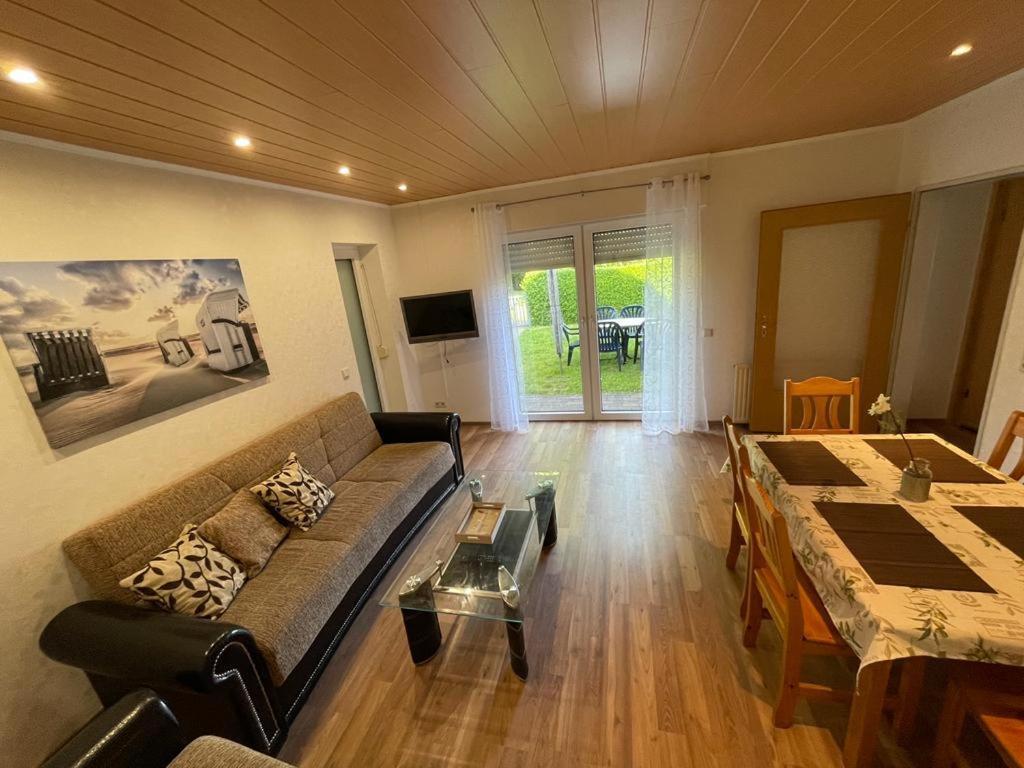 Ferienwohnung Lion Krummhörn Exteriör bild