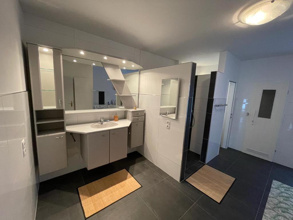 Ferienwohnung Lion Krummhörn Exteriör bild