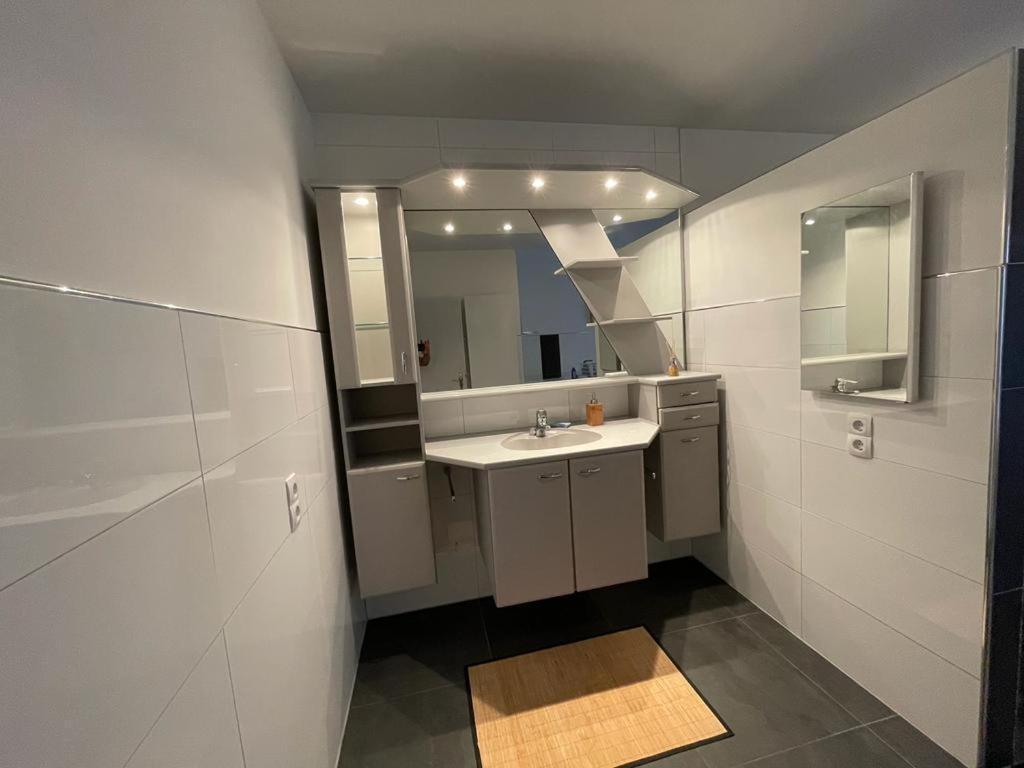 Ferienwohnung Lion Krummhörn Exteriör bild
